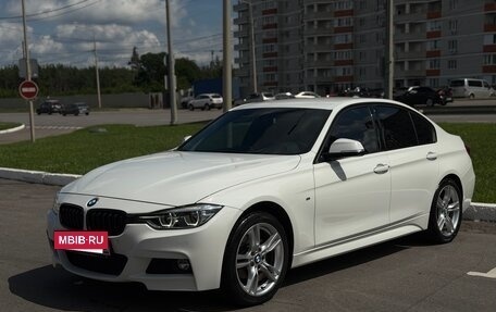 BMW 3 серия, 2018 год, 2 550 000 рублей, 3 фотография