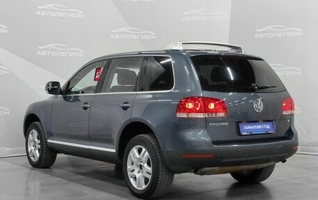 Volkswagen Touareg III, 2005 год, 900 000 рублей, 3 фотография