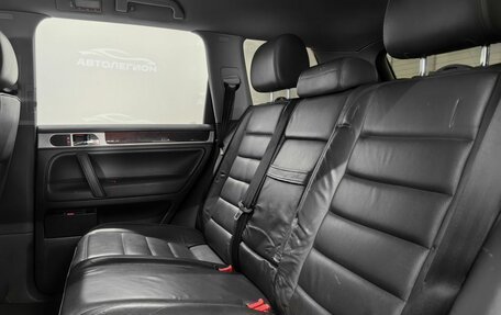 Volkswagen Touareg III, 2005 год, 900 000 рублей, 19 фотография