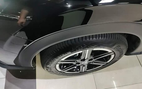 Honda Vezel, 2024 год, 2 050 000 рублей, 4 фотография