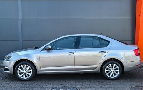 Skoda Octavia, 2018 год, 1 799 000 рублей, 2 фотография