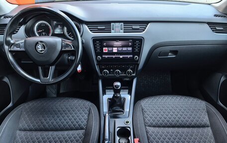 Skoda Octavia, 2018 год, 1 799 000 рублей, 6 фотография