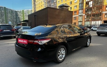 Toyota Camry, 2018 год, 2 550 000 рублей, 2 фотография