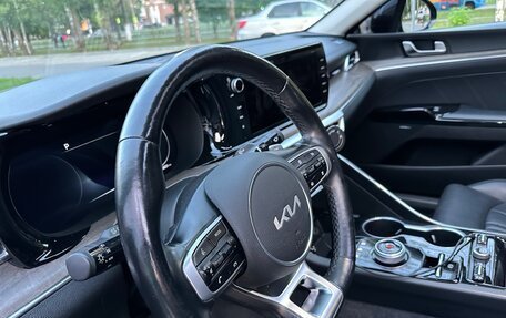 KIA K5, 2020 год, 2 700 000 рублей, 16 фотография