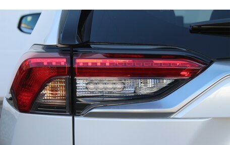 Toyota RAV4, 2025 год, 5 990 000 рублей, 10 фотография