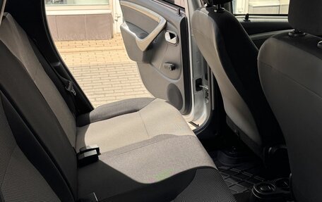 Renault Duster I рестайлинг, 2017 год, 1 220 000 рублей, 18 фотография