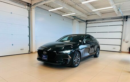 Mazda 3, 2021 год, 1 999 999 рублей, 2 фотография