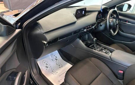 Mazda 3, 2021 год, 1 999 999 рублей, 12 фотография