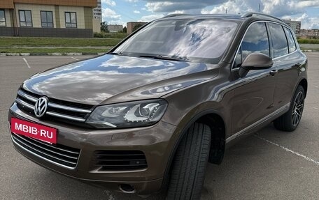 Volkswagen Touareg III, 2014 год, 2 300 000 рублей, 2 фотография