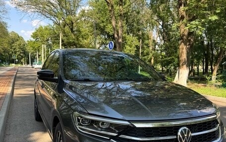 Volkswagen Polo VI (EU Market), 2021 год, 1 900 000 рублей, 3 фотография