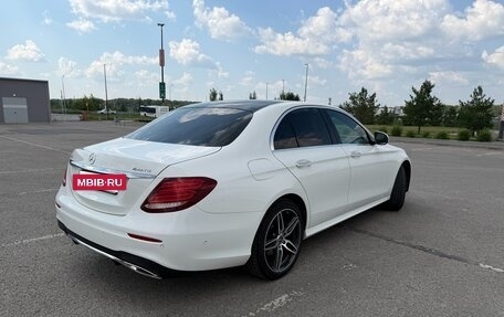 Mercedes-Benz E-Класс, 2018 год, 3 690 000 рублей, 5 фотография