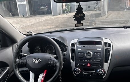 KIA cee'd I рестайлинг, 2010 год, 730 000 рублей, 10 фотография