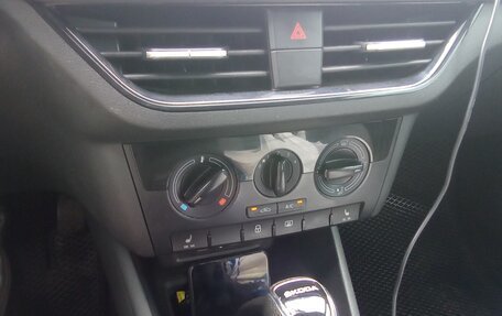 Skoda Rapid II, 2021 год, 930 000 рублей, 14 фотография