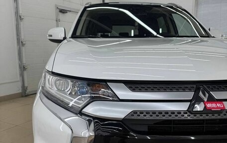 Mitsubishi Outlander III рестайлинг 3, 2019 год, 2 349 000 рублей, 11 фотография