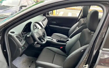 Honda Vezel, 2022 год, 1 192 000 рублей, 8 фотография
