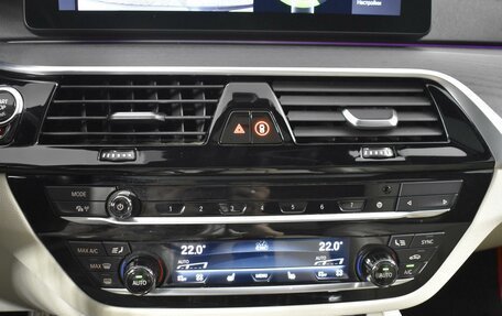 BMW 5 серия, 2021 год, 5 998 900 рублей, 22 фотография