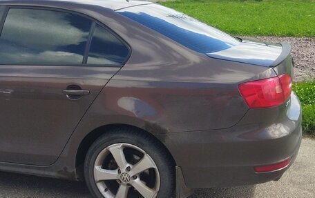 Volkswagen Jetta VI, 2011 год, 750 000 рублей, 4 фотография