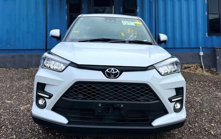 Toyota Raize I, 2022 год, 1 370 000 рублей, 4 фотография