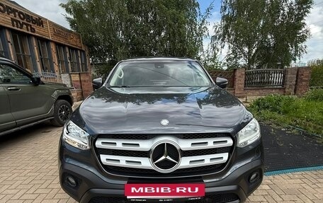 Mercedes-Benz X-Класс I, 2018 год, 3 700 000 рублей, 7 фотография