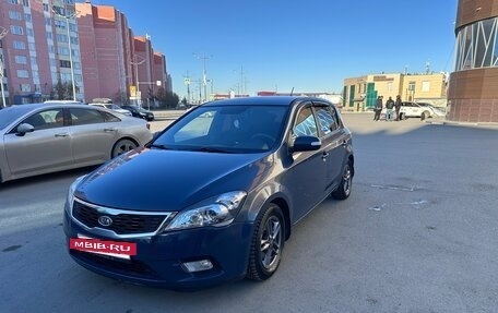 KIA cee'd I рестайлинг, 2010 год, 850 000 рублей, 2 фотография