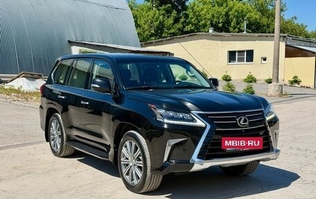 Lexus LX III, 2017 год, 6 430 000 рублей, 3 фотография