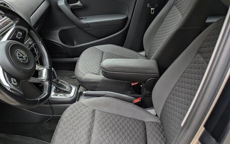 Volkswagen Polo VI (EU Market), 2018 год, 1 120 000 рублей, 13 фотография