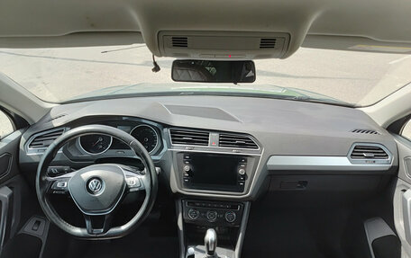 Volkswagen Tiguan II, 2020 год, 2 690 000 рублей, 17 фотография