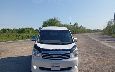 Toyota Noah III, 2013 год, 1 750 000 рублей, 1 фотография