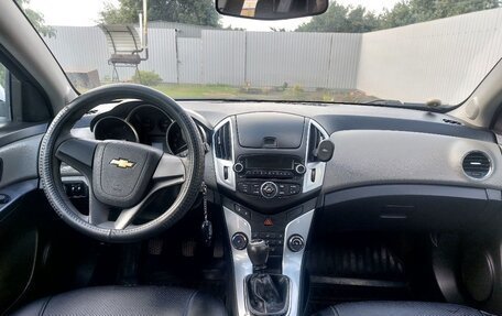 Chevrolet Cruze II, 2013 год, 650 000 рублей, 7 фотография
