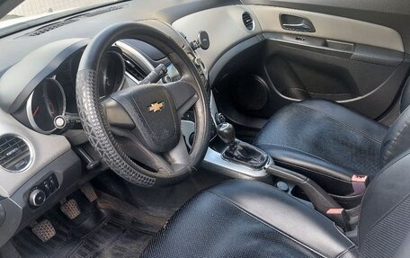 Chevrolet Cruze II, 2013 год, 650 000 рублей, 6 фотография