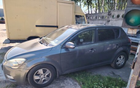 KIA cee'd I рестайлинг, 2011 год, 600 000 рублей, 3 фотография