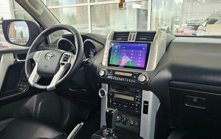 Toyota Land Cruiser Prado 150 рестайлинг 2, 2012 год, 3 099 000 рублей, 5 фотография