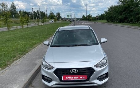 Hyundai Solaris II рестайлинг, 2018 год, 1 550 000 рублей, 4 фотография