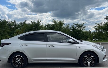 Hyundai Solaris II рестайлинг, 2018 год, 1 550 000 рублей, 16 фотография