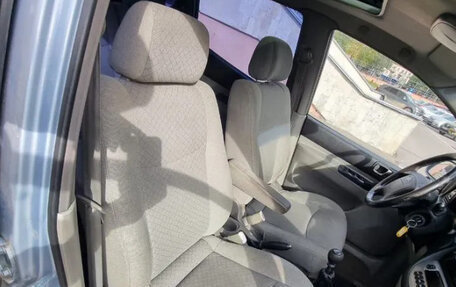 Chevrolet Rezzo, 2008 год, 499 900 рублей, 16 фотография