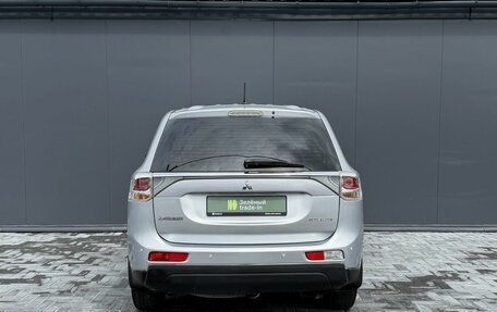 Mitsubishi Outlander III рестайлинг 3, 2012 год, 1 095 000 рублей, 4 фотография