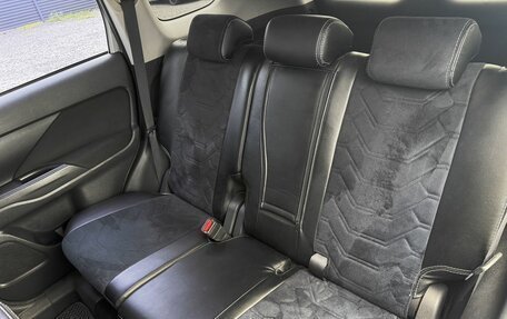 Mitsubishi Outlander III рестайлинг 3, 2012 год, 1 095 000 рублей, 9 фотография