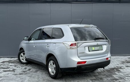 Mitsubishi Outlander III рестайлинг 3, 2012 год, 1 095 000 рублей, 6 фотография