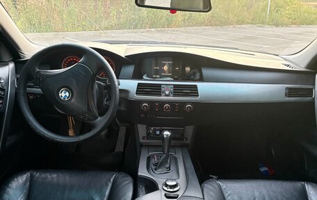 BMW 5 серия, 2005 год, 950 000 рублей, 9 фотография