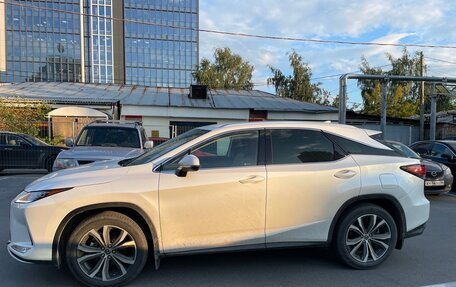 Lexus RX IV рестайлинг, 2021 год, 4 500 000 рублей, 6 фотография