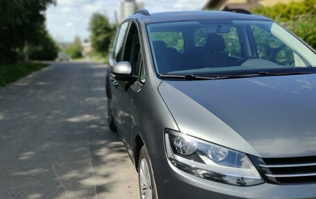 Volkswagen Sharan II, 2018 год, 1 790 000 рублей, 8 фотография