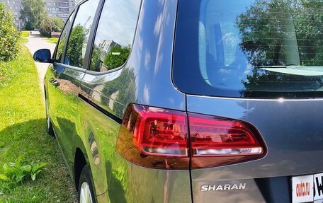 Volkswagen Sharan II, 2018 год, 1 790 000 рублей, 4 фотография