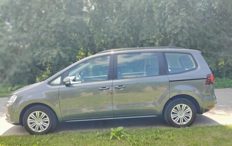 Volkswagen Sharan II, 2018 год, 1 790 000 рублей, 11 фотография