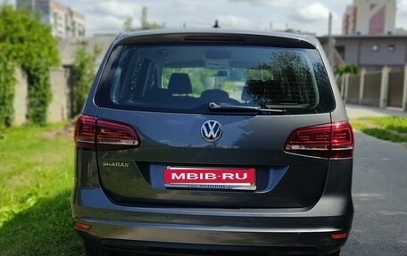 Volkswagen Sharan II, 2018 год, 1 790 000 рублей, 2 фотография