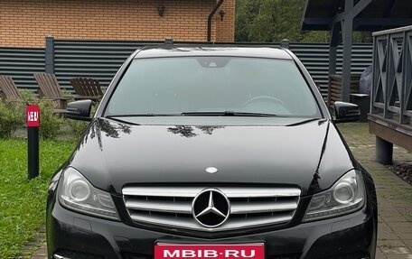 Mercedes-Benz C-Класс, 2013 год, 1 700 000 рублей, 1 фотография