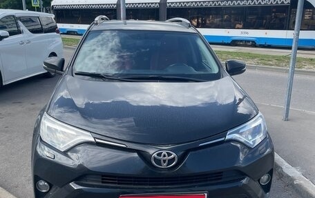 Toyota RAV4, 2018 год, 2 350 000 рублей, 1 фотография