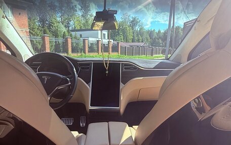Tesla Model X I, 2016 год, 3 390 000 рублей, 12 фотография