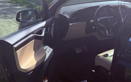 Tesla Model X I, 2016 год, 3 390 000 рублей, 16 фотография