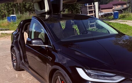 Tesla Model X I, 2016 год, 3 390 000 рублей, 26 фотография