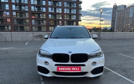 BMW X5, 2018 год, 4 050 000 рублей, 2 фотография